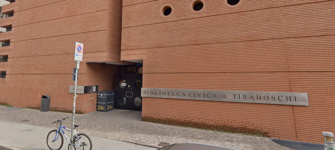 Ingresso Bilbioteca tiraboschi