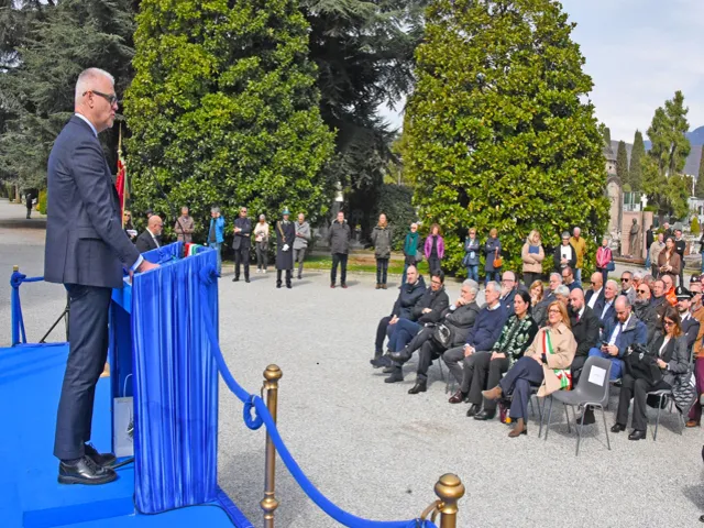 Cerimonie al Cimitero Monumentale
