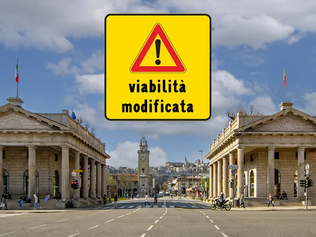 Installazione gru presso il cantiere in piazzale Tiraboschi per la realizzazione della Nuova Gamec